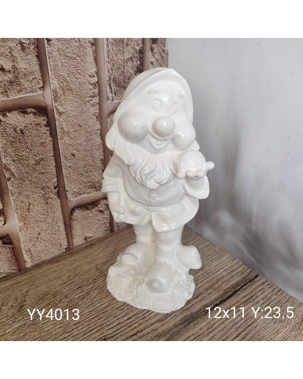 Elini Açmış Cüce Silikon Kalıp – El Yapımı Mizahi Figür Tasarımı ve Dekoratif Hediye Seçeneği! Elini Açmış Cüce Silikon Kalıp – El Yapımı Mizahi Figür Tasarımı ve Dekoratif Hediye Seçeneği!