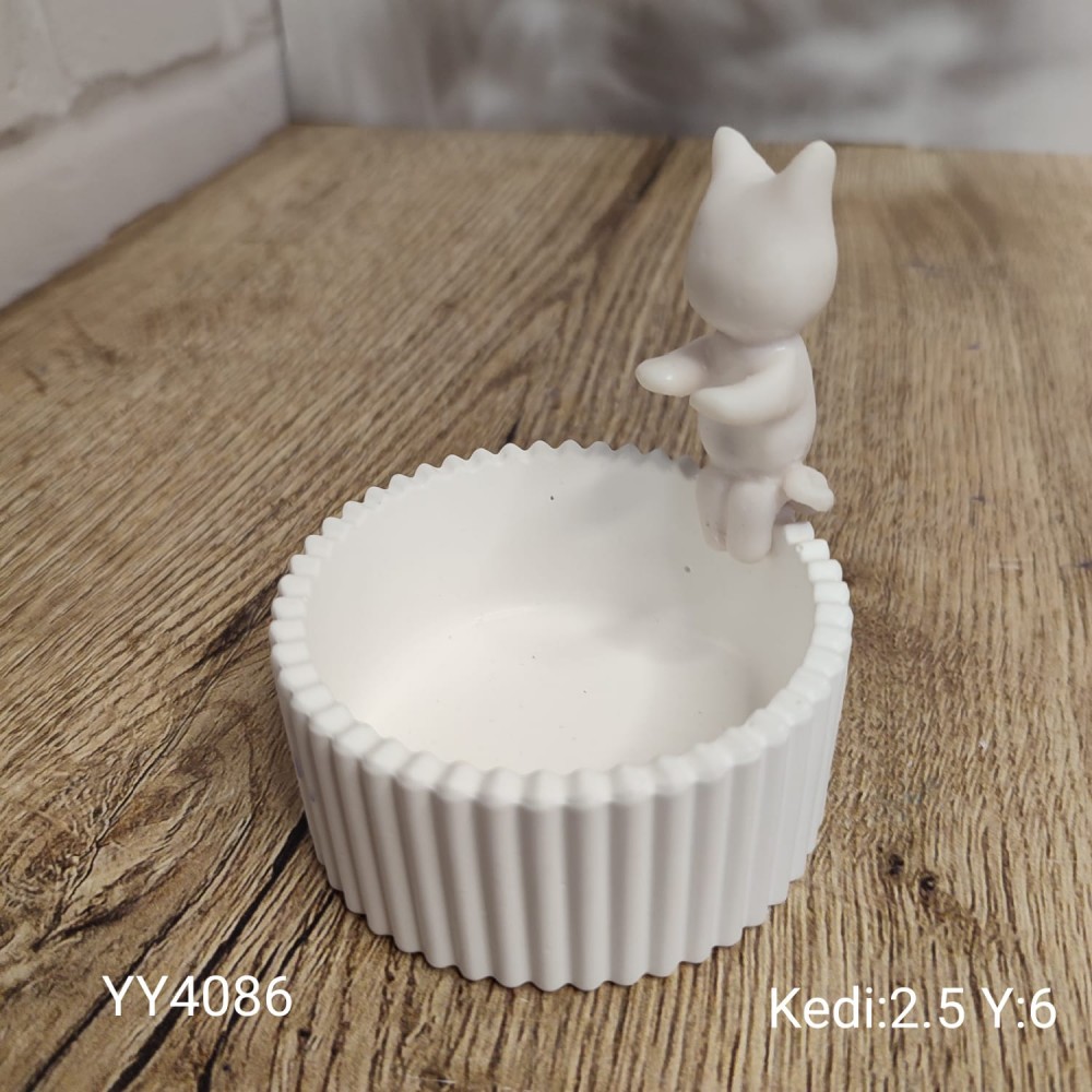 YY4086 Isınan Kedi - Sadece Kedisi YY4086 Isınan Kedi - Sadece Kedisi