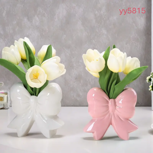 Fiyonk Figürlü Dekoratif Vazo Silikon Kalıp • El Yapımı Zarif Tasarım ve Özel Günler için Hediye Seçeneği!