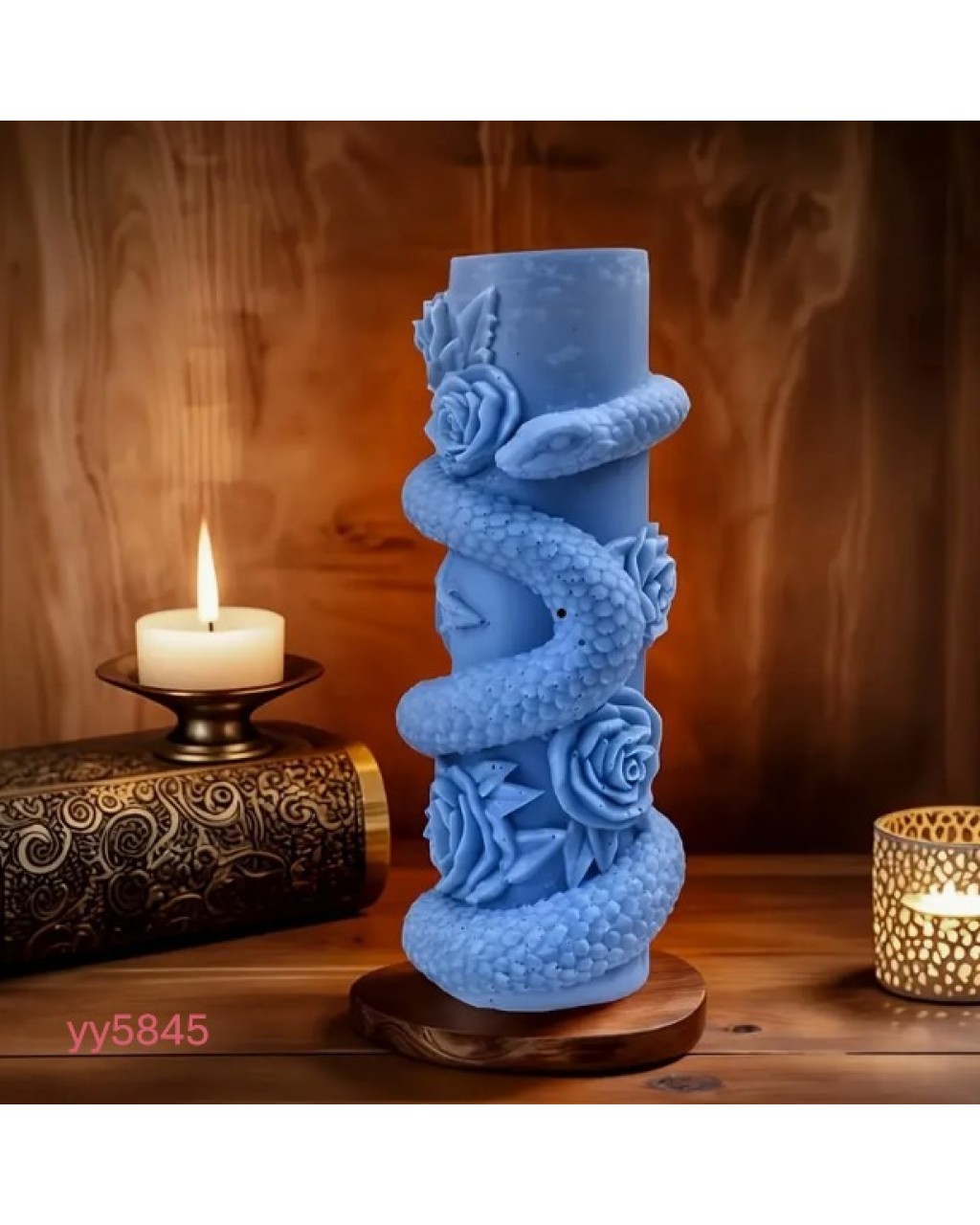 Yılan ve Gül Desenli Silindir Mum Silikon Kalıp • El Yapımı Gotik Mumlar ve Dekoratif Koleksiyonlar için Hediye Seçeneği! Yılan ve Gül Desenli Silindir Mum Silikon Kalıp • El Yapımı Gotik Mumlar ve Dekoratif Koleksiyonlar için Hediye Seçeneği!