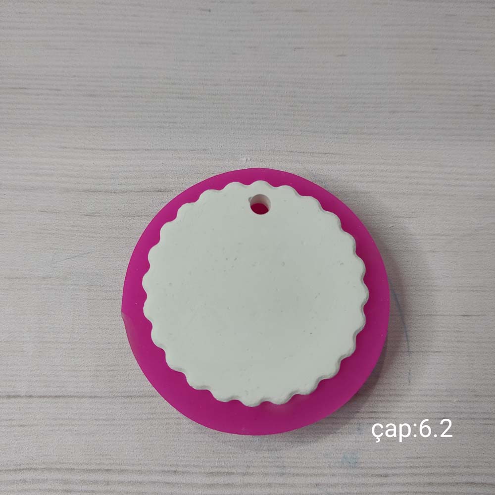 YY0109 Kenarları Fırfırlı Yuvarlak Silikon Kalıp