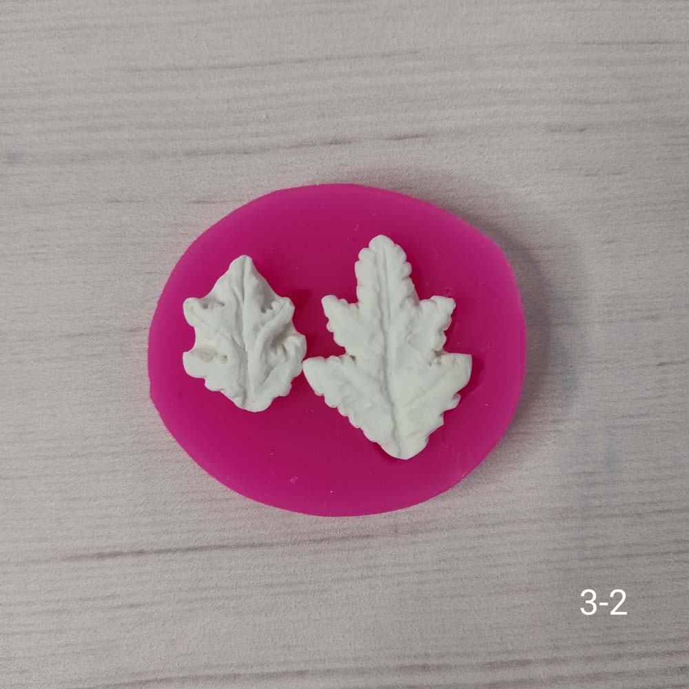 YY0154 İki Farklı Yaprak Silikon Kalıp