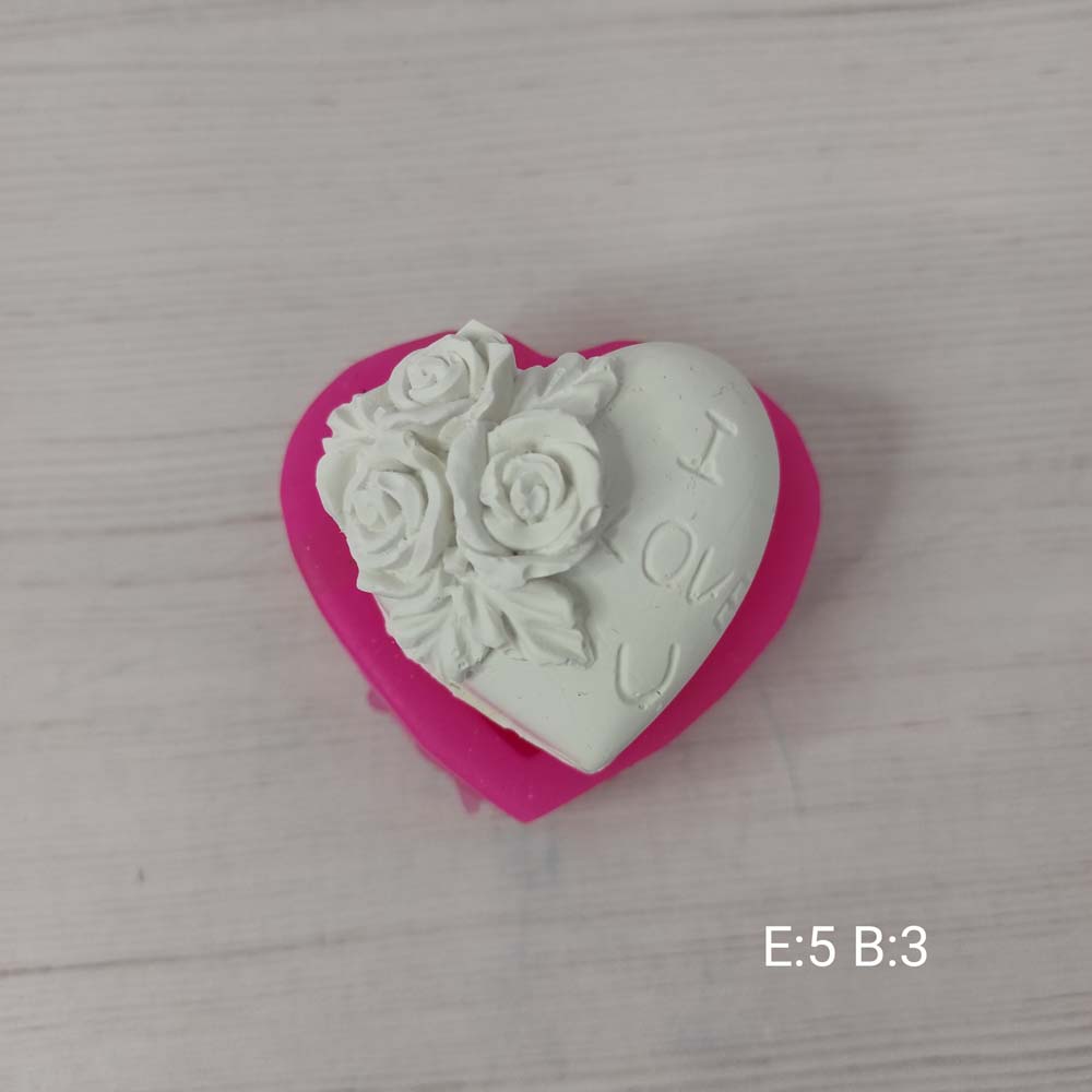 YY0165 Kenarları Güllü Kalp Silikon Kalıp