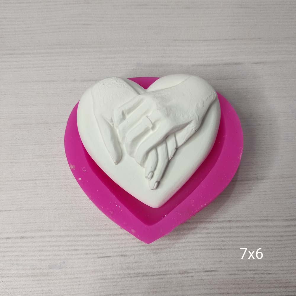 YY0269 Kalp Üzerinde Tutuşan Eller Silikon Kalıp