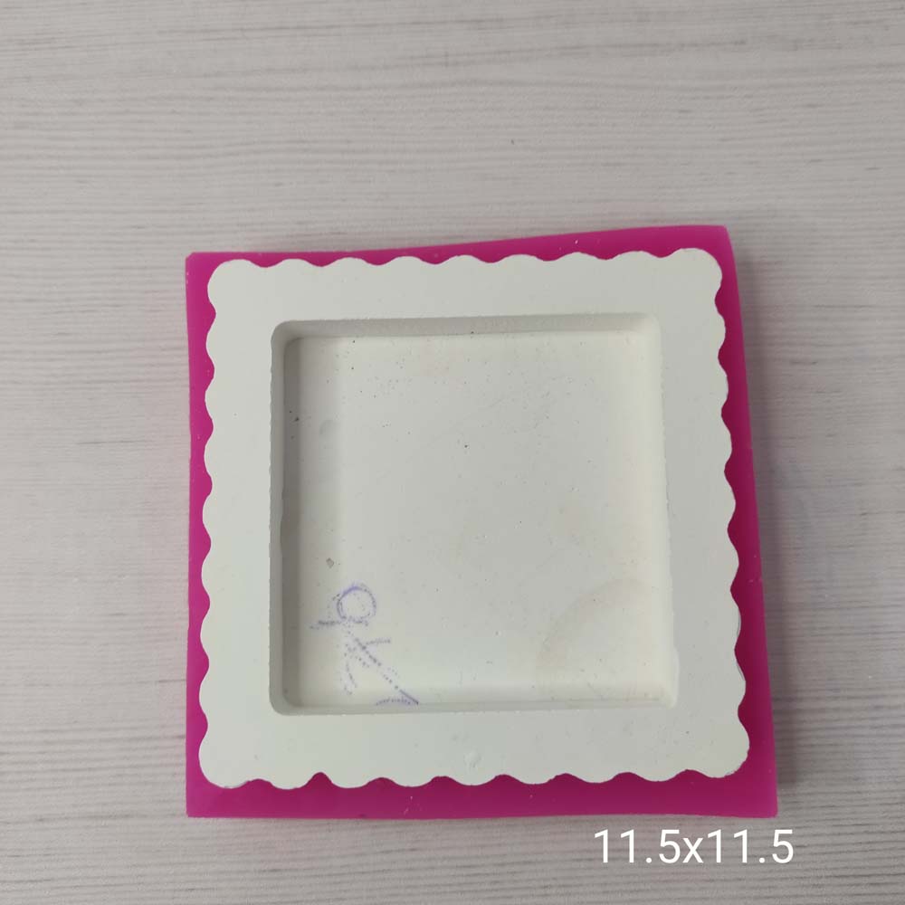 YY0333 Fırfırlı Kare Çerçeve-Tabanlık Silikon Kalıp