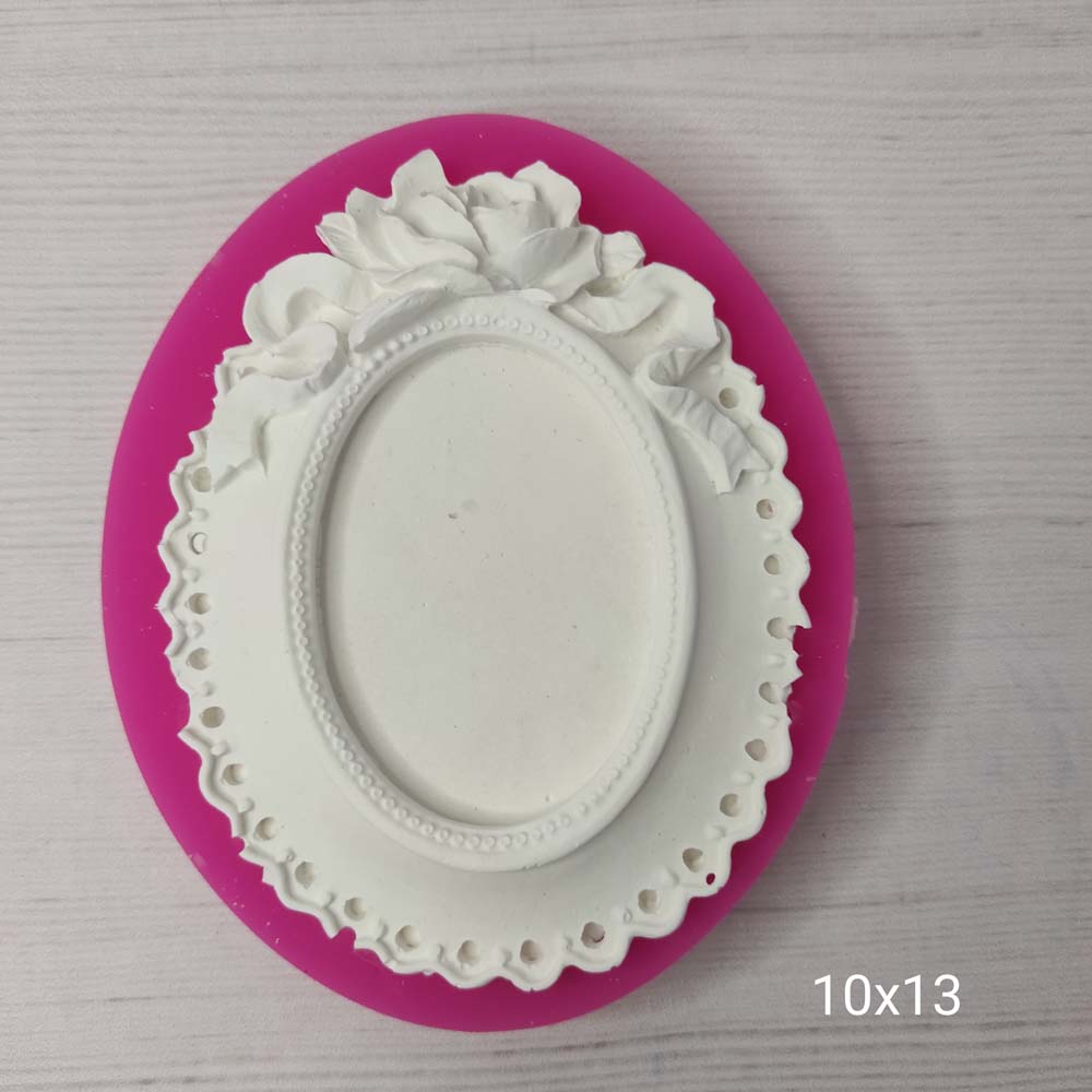 YY0338 Tepesi Güllü Elips Çerçeve Silikon Kalıp