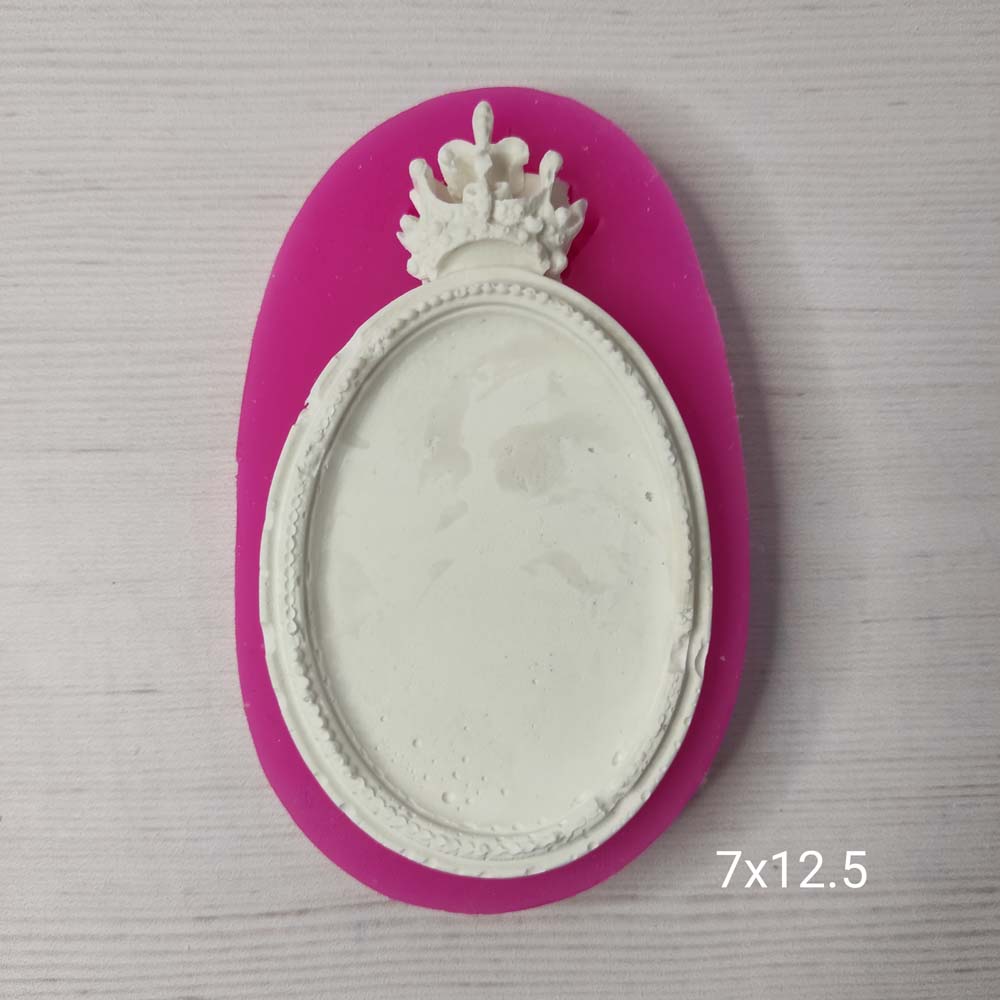 YY0359 Kral Taçlı Elips Çerçeve Silikon Kalıp