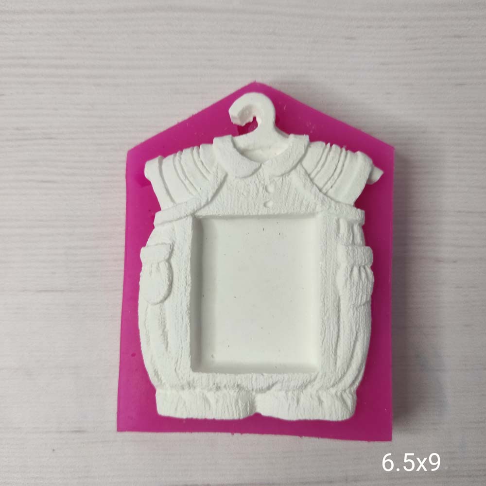 YY0374 Bebek Tulumlu İçi Dikdörtgen Çerçeve Silikon Kalıp