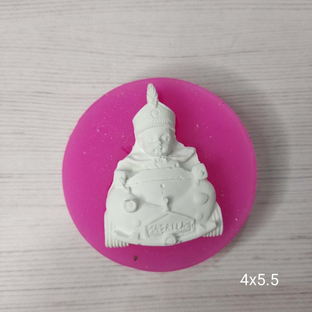 YY0648 Arabada Sünnet Çocuğu Silikon Kalıp