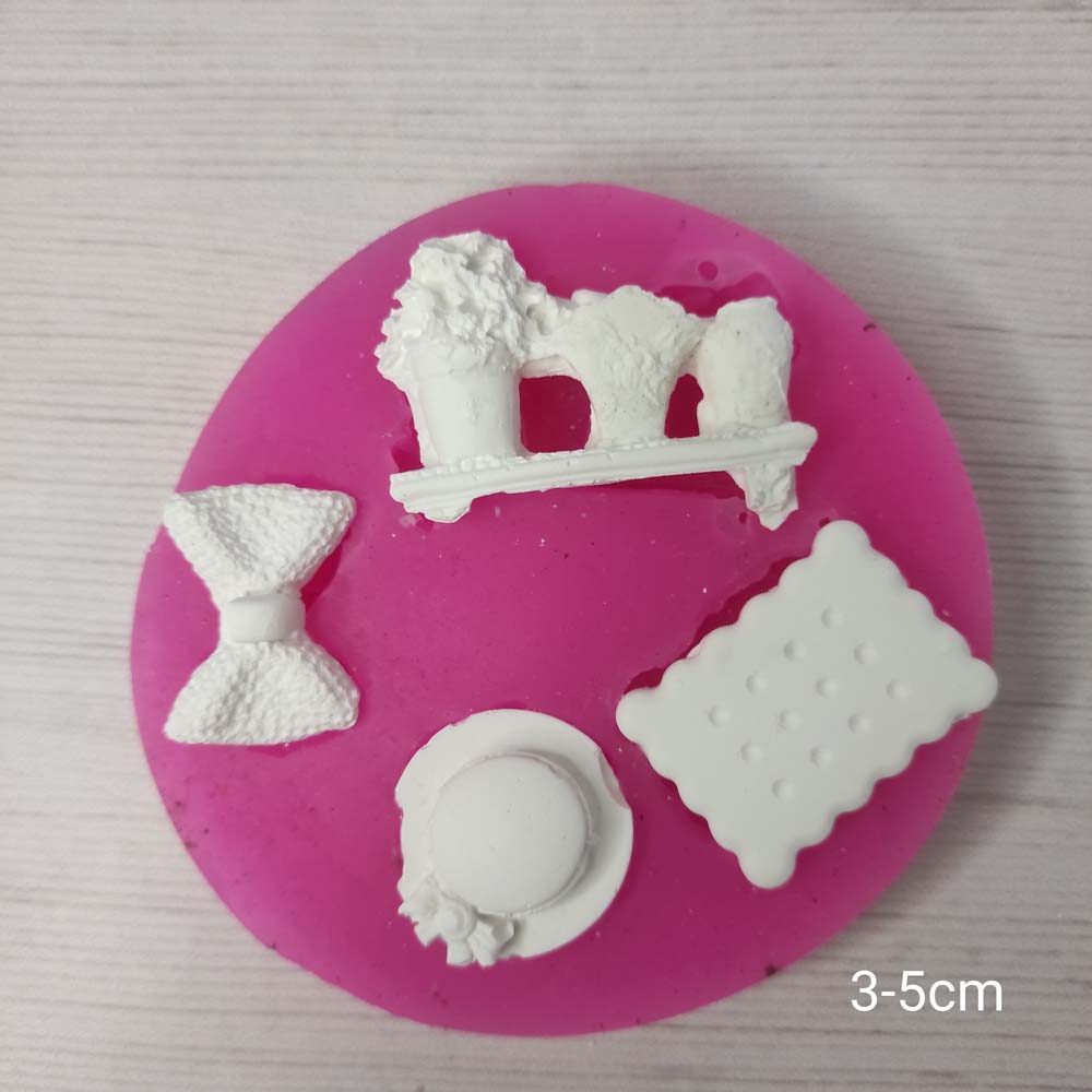 YY0695 Çiçekler Bisküvi Şapka Silikon Kalıp