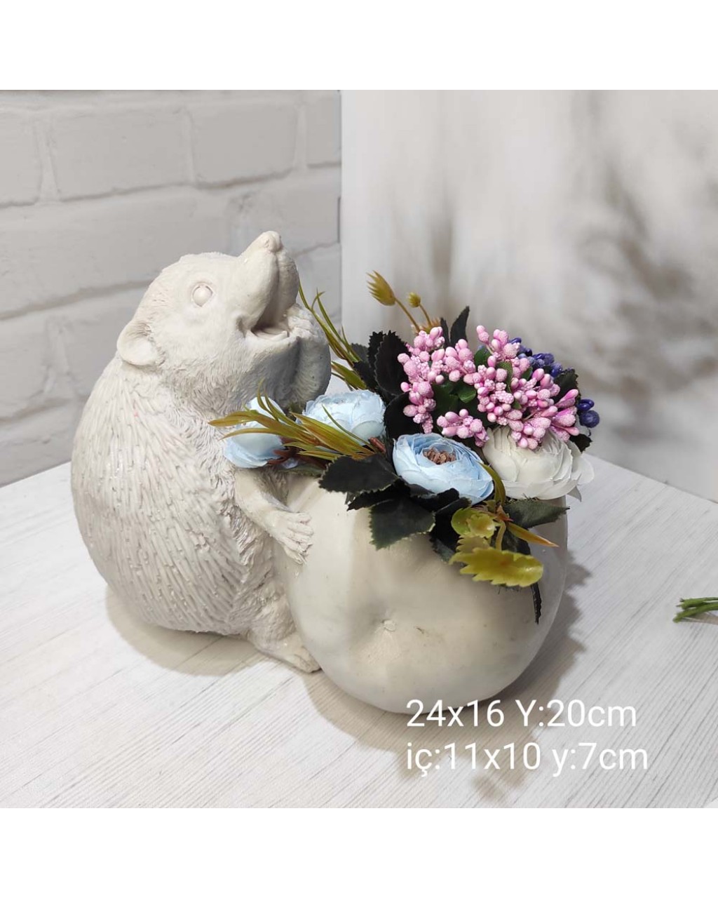 Elma Tutan Kunduz Saksı Silikon Kalıp – Sevimli ve Fonksiyonel Saksı Tasarımı! Elma Tutan Kunduz Saksı Silikon Kalıp – Sevimli ve Fonksiyonel Saksı Tasarımı!