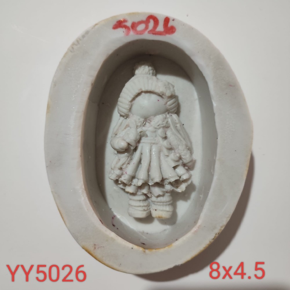 YY5026 - ŞAPKALI KIZ - SİLİKON KALIP YY5026 - ŞAPKALI KIZ - SİLİKON KALIP