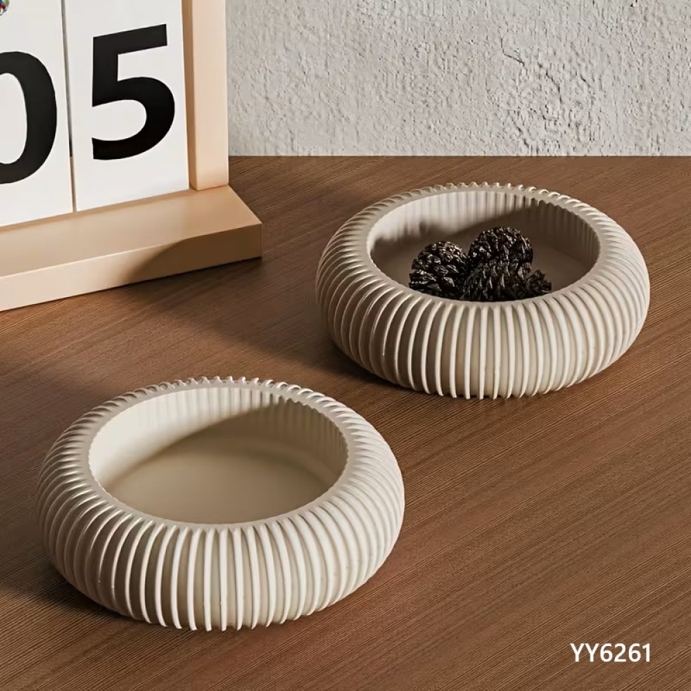 YY6261 – Çizgili Yuvarlak Tasarım Mumluk Silikon Kalıp